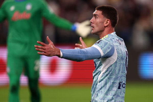 米体:尤文今夏想用弗拉霍维奇等价交换萨勒马科尔斯,但米兰拒绝 米体:尤文今夏想用弗拉霍维奇等价交换萨勒马科尔斯,但米兰拒绝