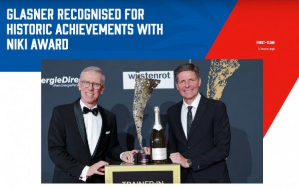 水晶宫主帅格拉斯纳在奥地利NIKI奖典礼被评为年度最佳指导教练员 水晶宫主帅格拉斯纳在奥地利NIKI奖典礼被评为年度最佳指导教练员