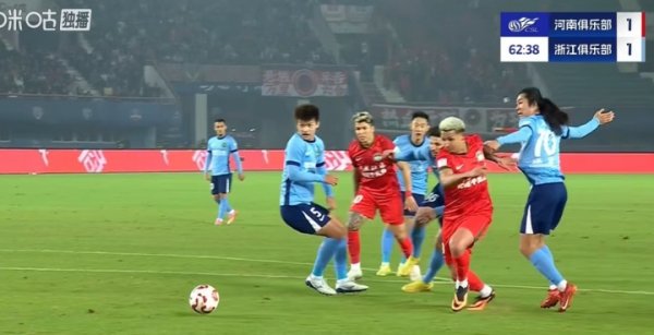 单场乌龙+送点!李提香拉倒卡多索送点,卡多索点射河南2-1浙江 单场乌龙+送点!李提香拉倒卡多索送点,卡多索点射河南2-1浙江