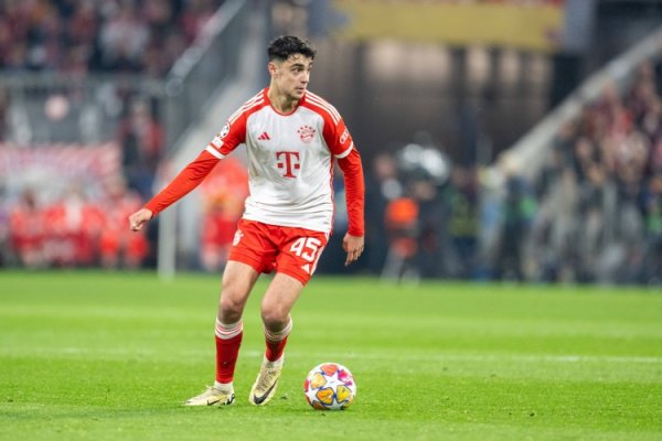 帕夫洛维奇:首个古代足球 偶像是C罗,每人都知道他的努力和获胜渴望 帕夫洛维奇:首个古代足球 偶像是C罗,每人都知道他的努力和获胜渴望