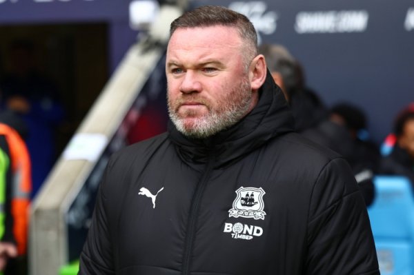 太阳报:鲁尼酒后曾借酒劲应战 英国拳王卡尔扎吉,上去就打中肋骨 太阳报:鲁尼酒后曾借酒劲应战 英国拳王卡尔扎吉,上去就打中肋骨