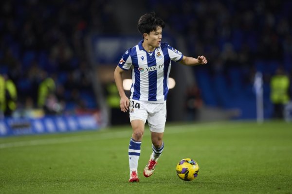 科贝电台：久保建英因脚踝伤势连续3场缺席，能否出战毕巴也存疑