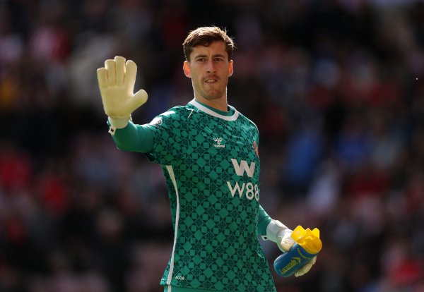 本赛季英超守门员评分榜：桑德兰守门员领跑，多纳鲁马、维卡里奥在列