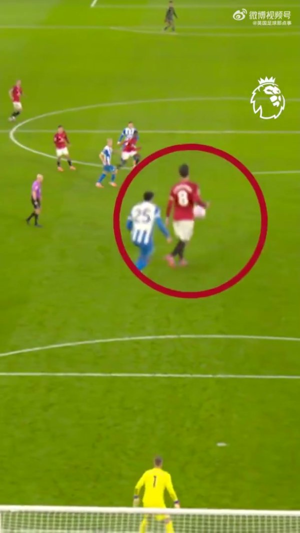 百看不厌!英超官推晒B费的大师级漏球😮💨 百看不厌!英超官推晒B费的大师级漏球😮💨