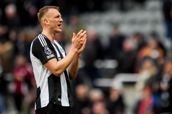 丹-伯恩谈顶球：这种得分  大概100次才有一次，这是一个漂亮的顶球