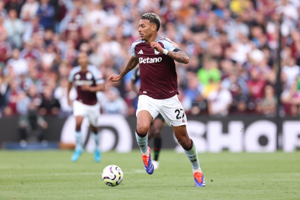 天空体育：罗杰斯与维拉谈妥续约至2031年，成为队内顶薪球员之一