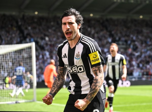 托纳利谈未来：会一年一年地考虑 今夏球队很难伊萨克也是如此