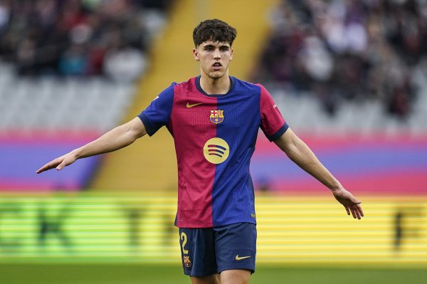 18岁287天!库巴西成为第三位达到欧冠出场20次的U19球员 18岁287天!库巴西成为第三位达到欧冠出场20次的U19球员