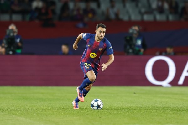 世体:埃里克-加西亚预计缺战塞尔塔,也可能带着护具坐在替补席 世体:埃里克-加西亚预计缺战塞尔塔,也可能带着护具坐在替补席