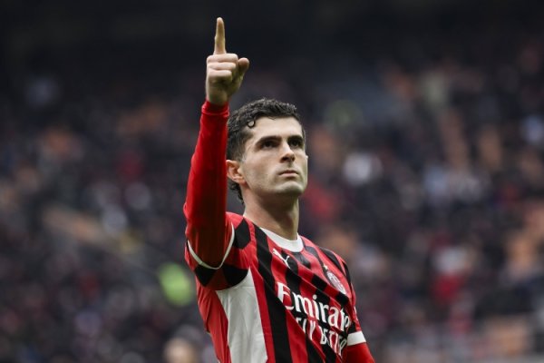 迪马:普利西奇周末职业联赛 将后备 待命,拉比奥特和希门尼斯继续缺席 迪马:普利西奇周末职业联赛 将后备 待命,拉比奥特和希门尼斯继续缺席