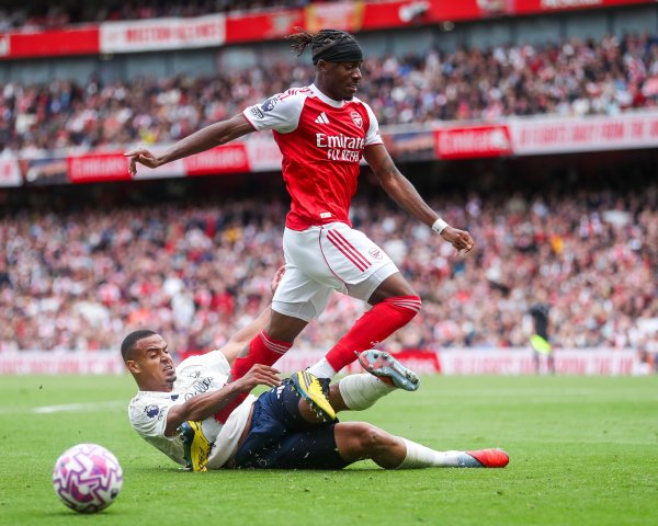 马杜埃凯:阿森纳的文化可能是我见过最好的,感谢球迷对我的支持 马杜埃凯:阿森纳的文化可能是我见过最好的,感谢球迷对我的支持